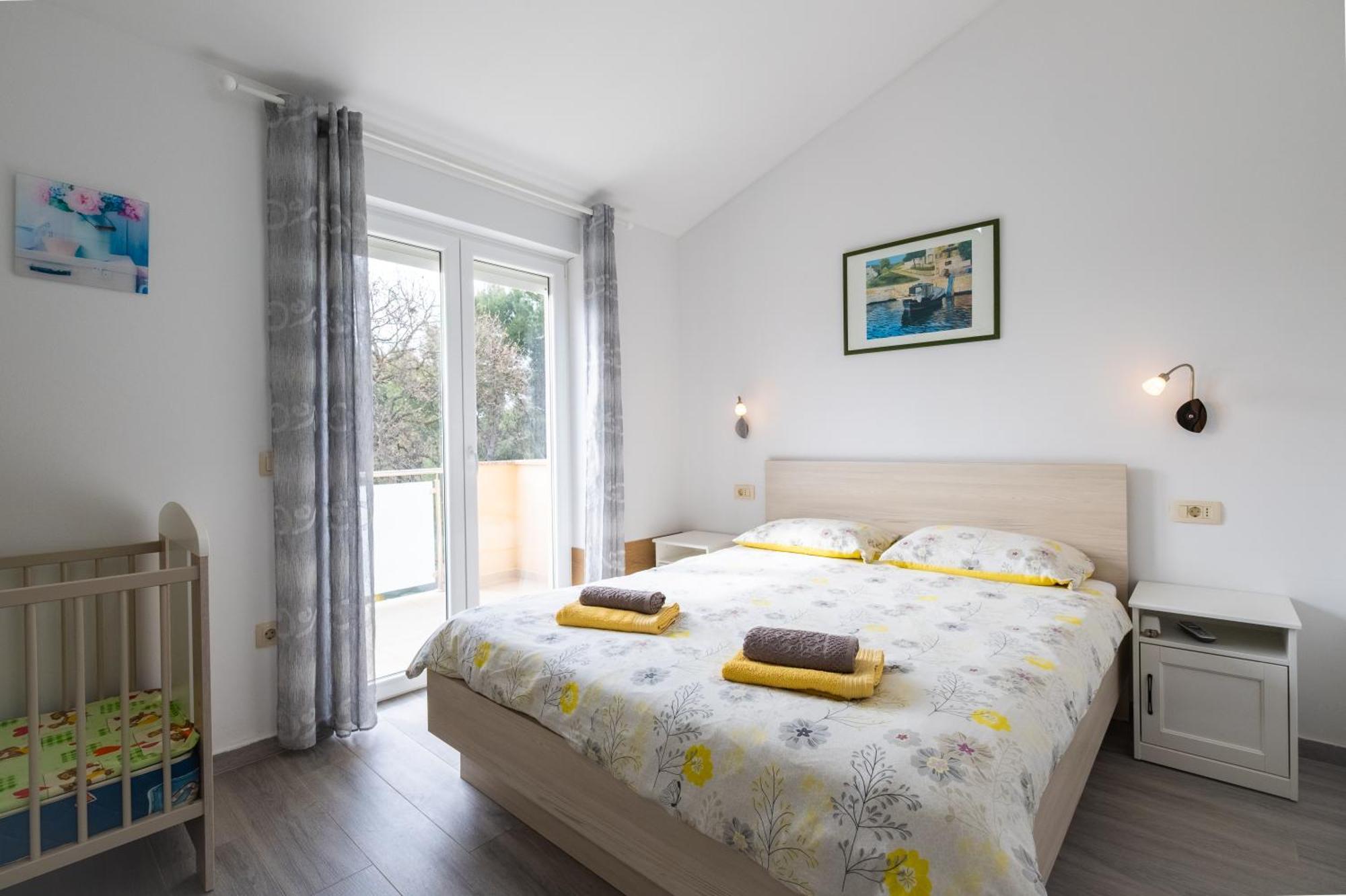 Vila Veronika 2 Pula Bagian luar foto